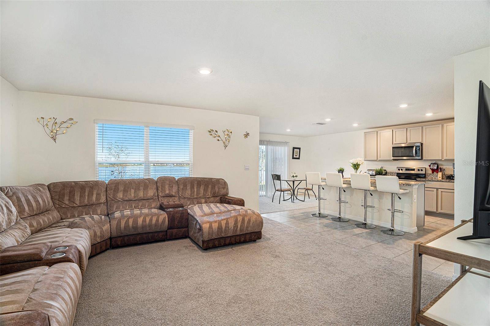 Zephyrhills, FL 33540,38311 SONNET LANDING AVE