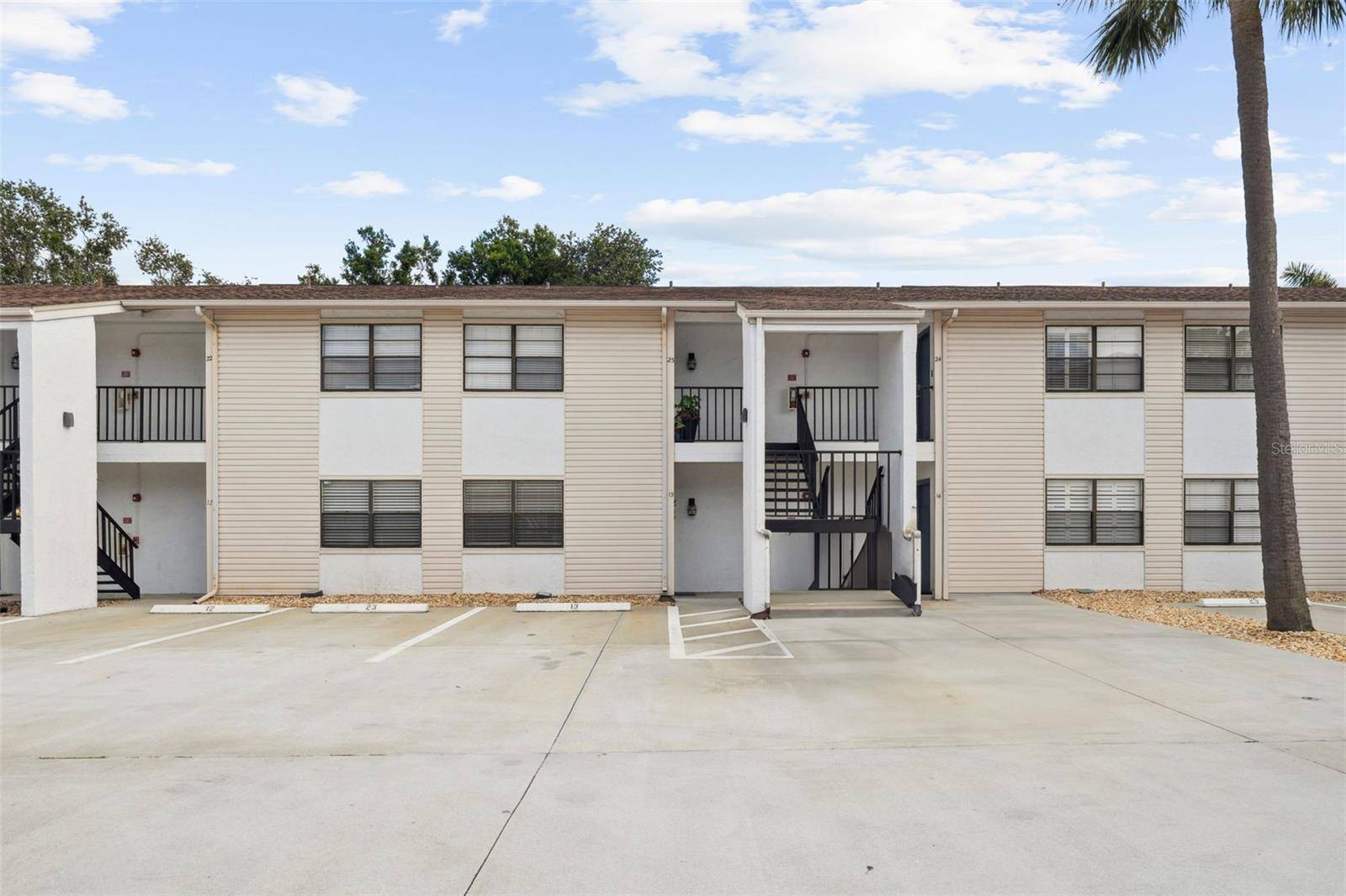 Tampa, FL 33609,3102 W HORATIO ST #13