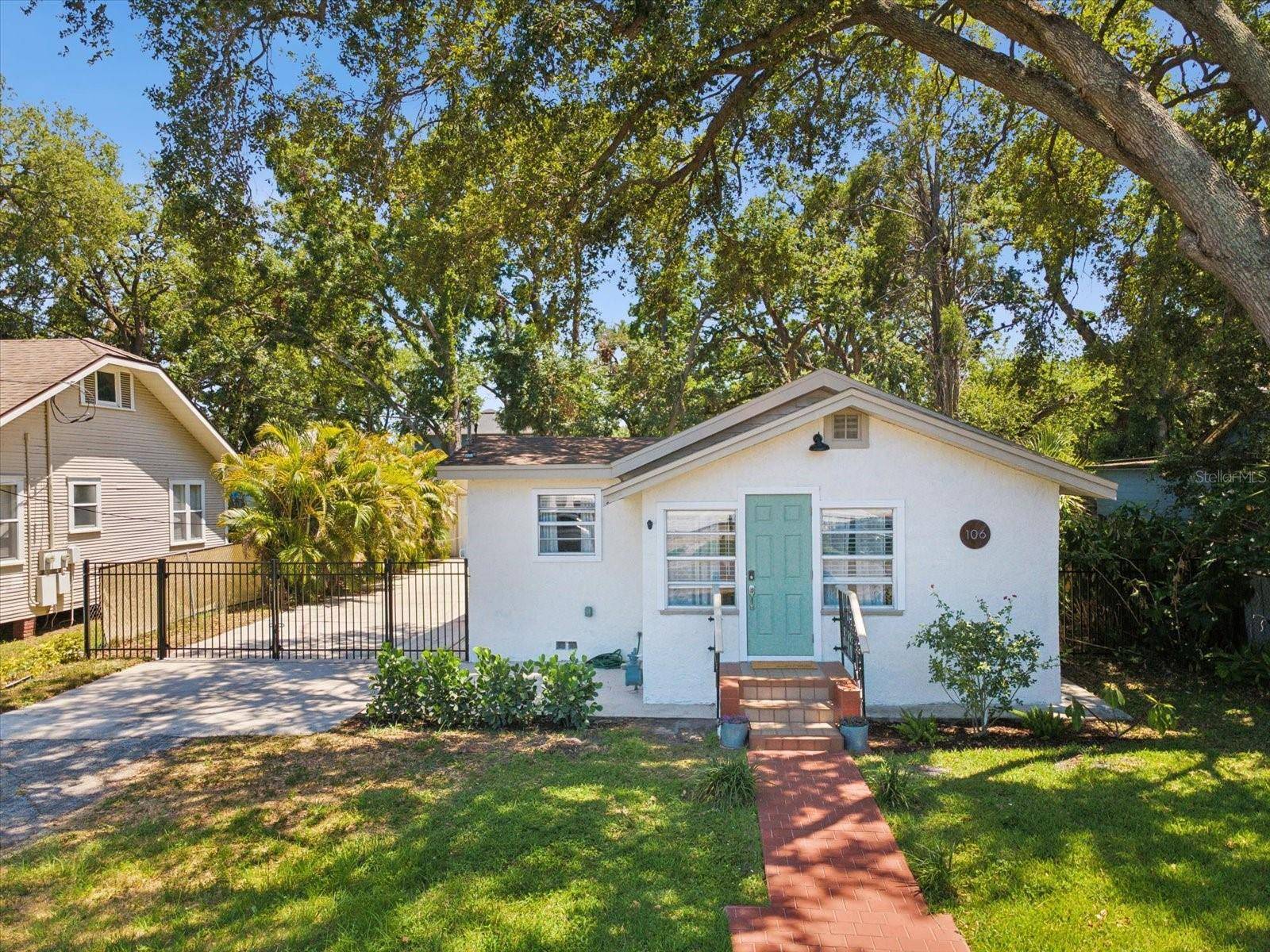 Tampa, FL 33603,106 W LOUISIANA AVE