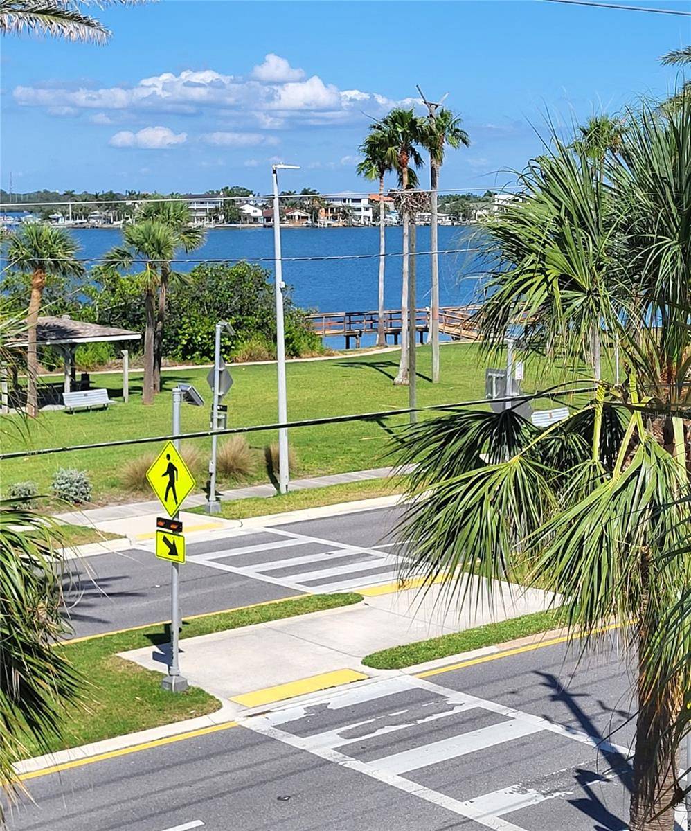 Redington Shores, FL 33708,17960 GULF BLVD #101