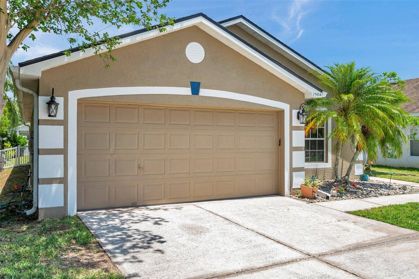 Tampa, FL 33635,8504 TIDAL BAY LN