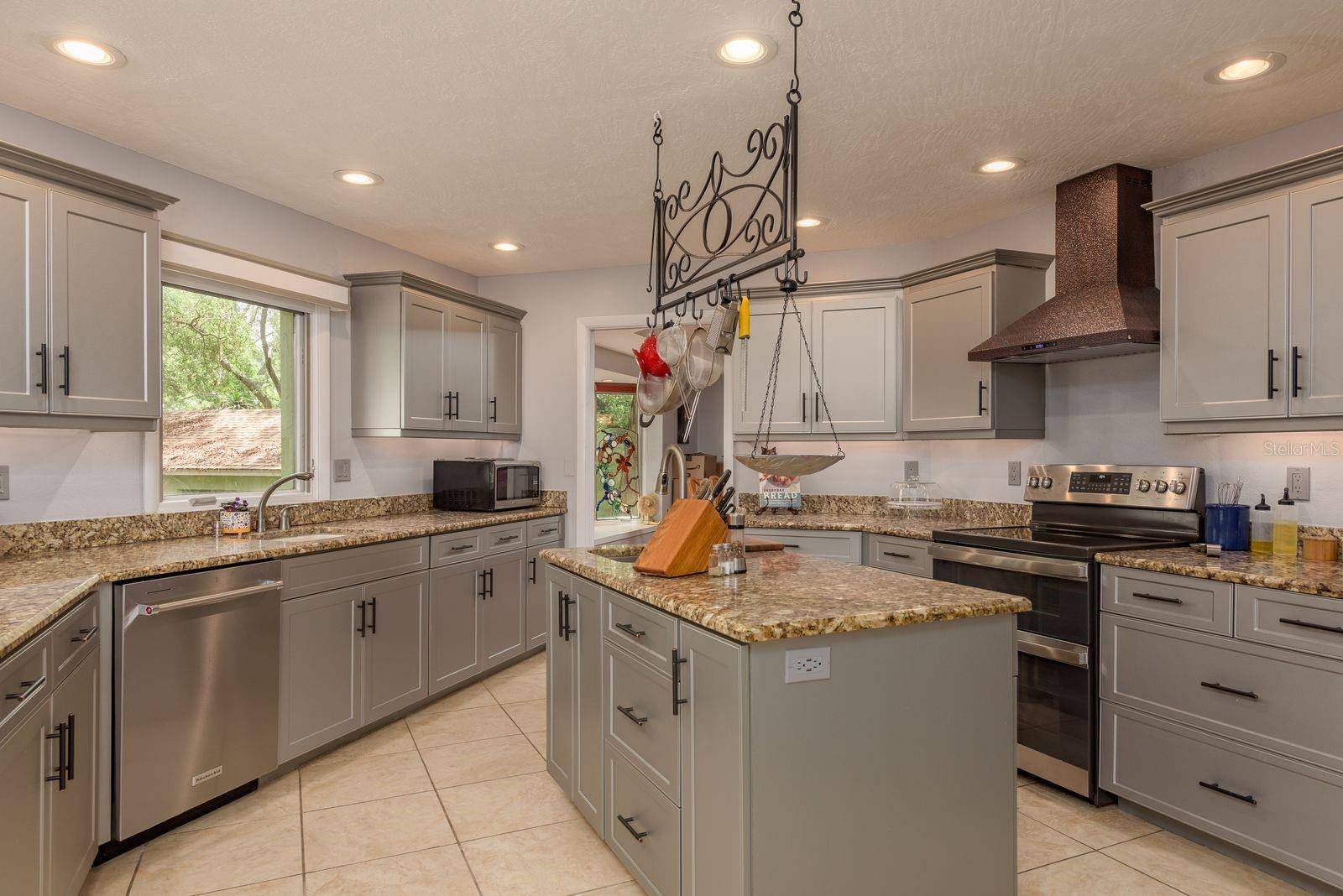 Dunedin, FL 34698,2279 RANCHETTE LN