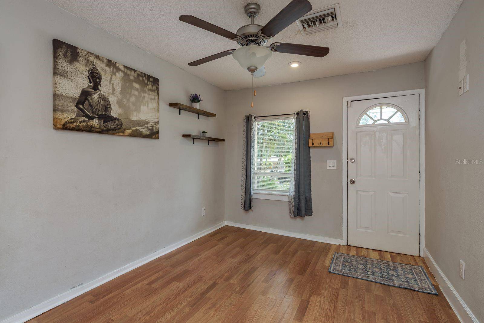 Tampa, FL 33612,2104 E NAVAJO AVE