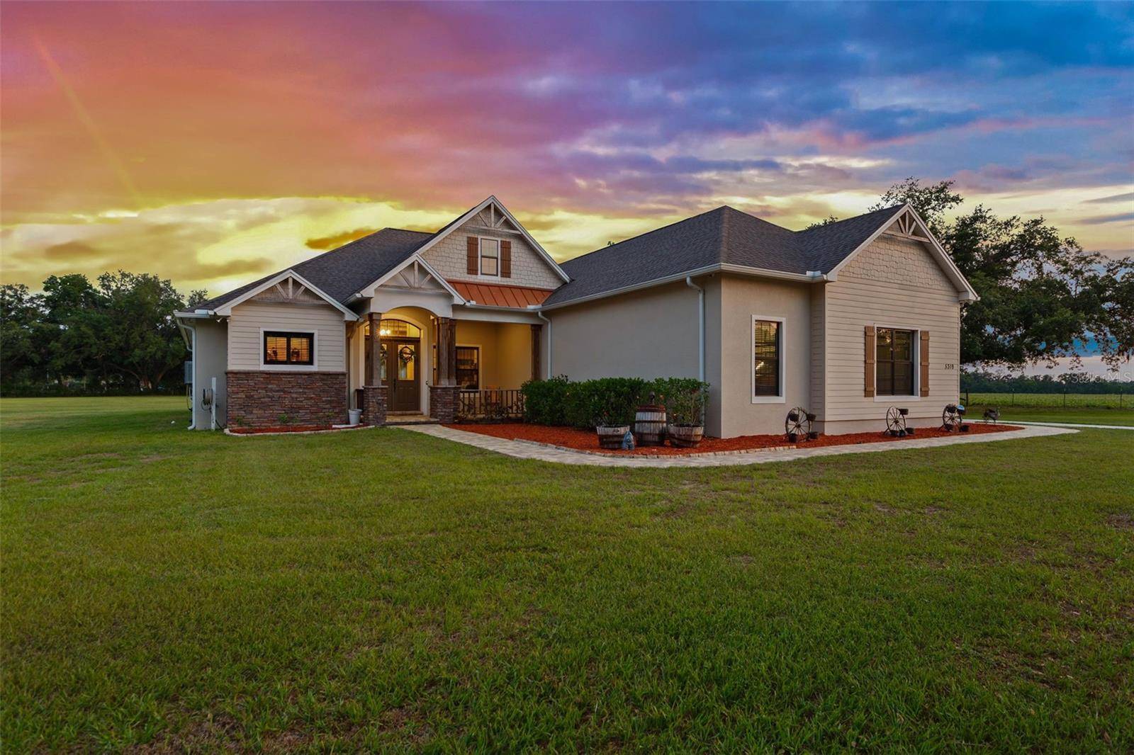 Dover, FL 33527,5319 W TRAPNELL RD