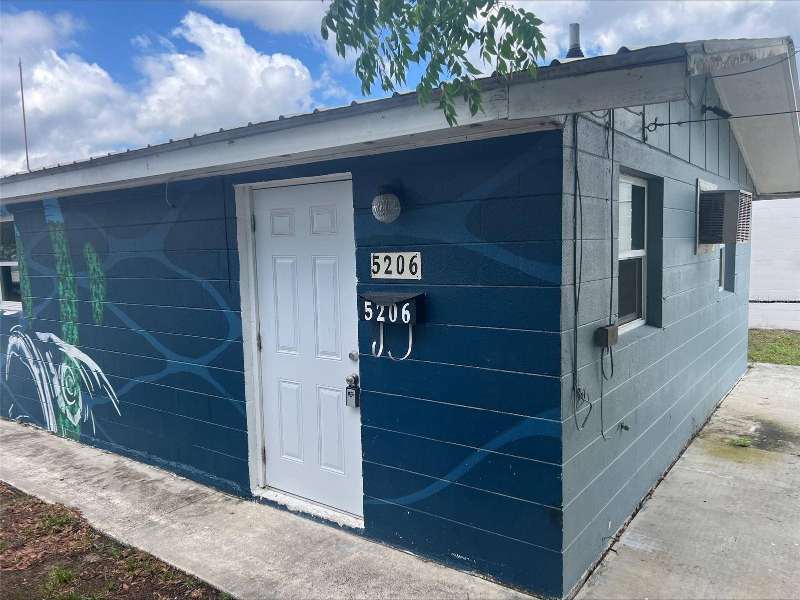 Zephyrhills, FL 33542,5206 7TH ST