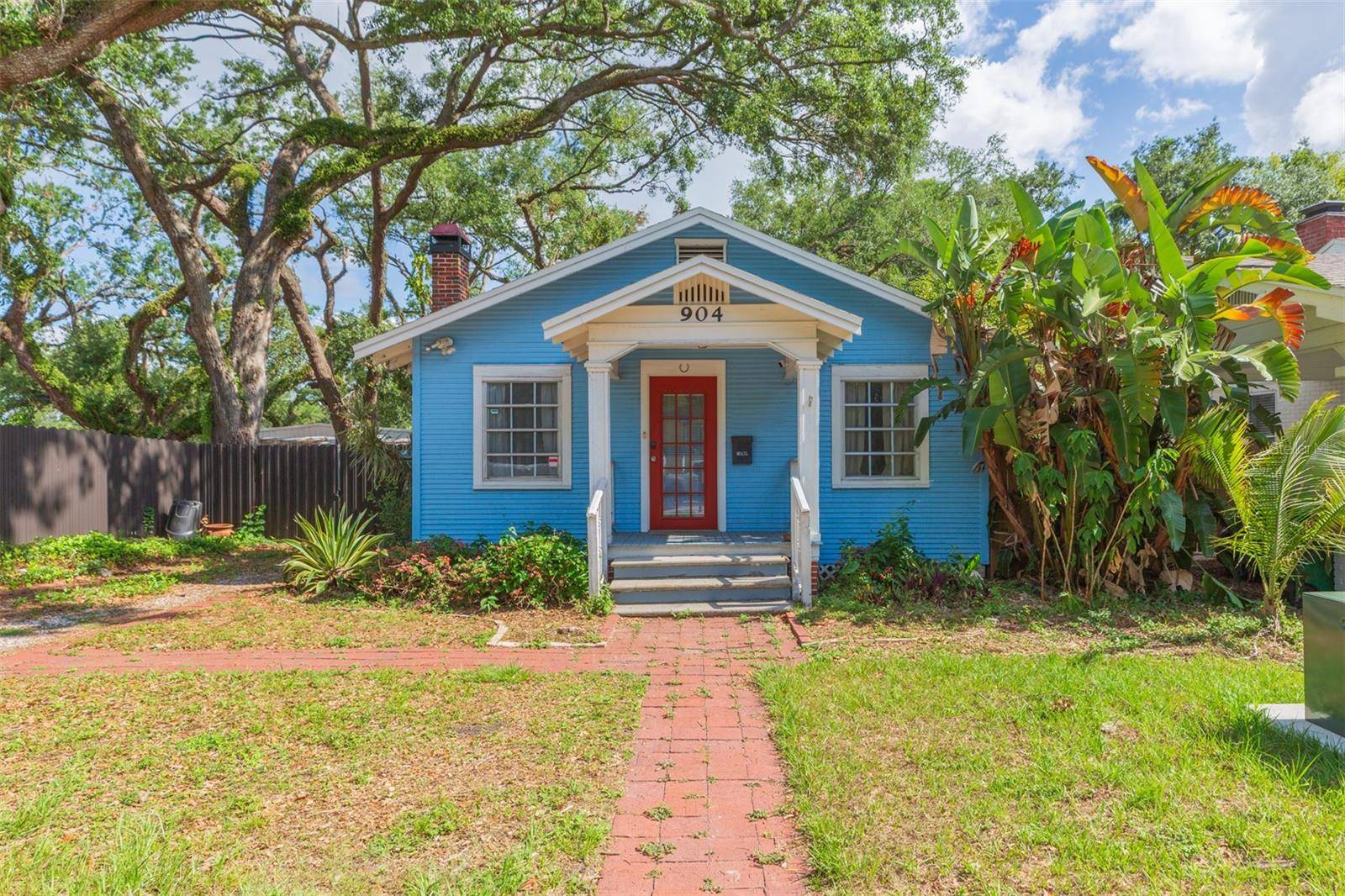 Tampa, FL 33604,904 E PATTERSON ST