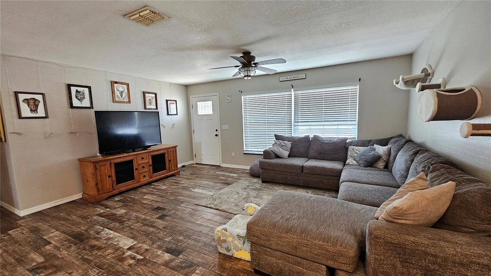 Zephyrhills, FL 33542,39772 MEADOWOOD LOOP