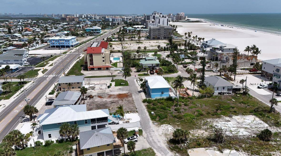 Fort Myers Beach, FL 33931,6081 SHELBY LN