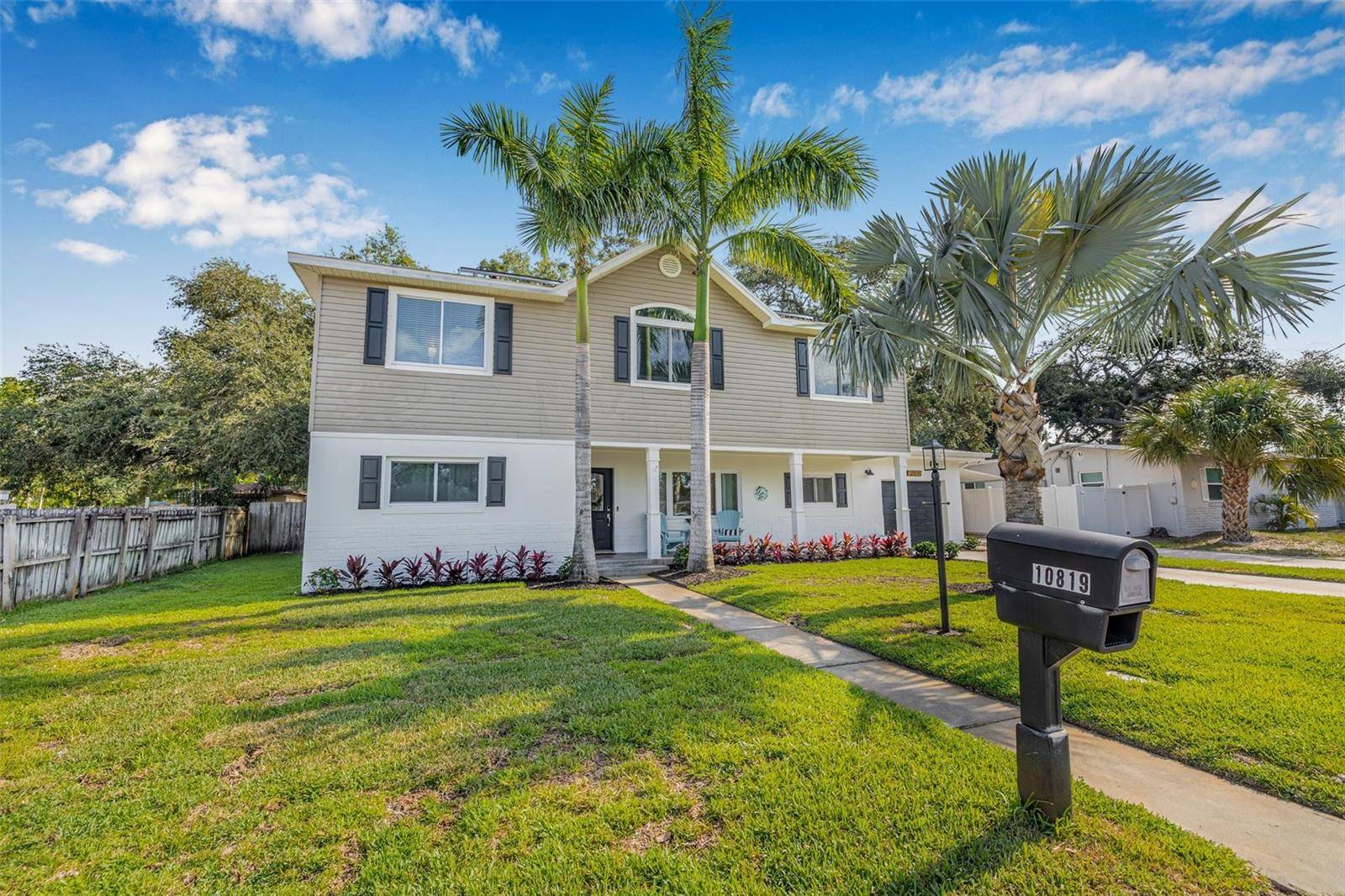 St Petersburg, FL 33708,10819 SEMINOLE DR N