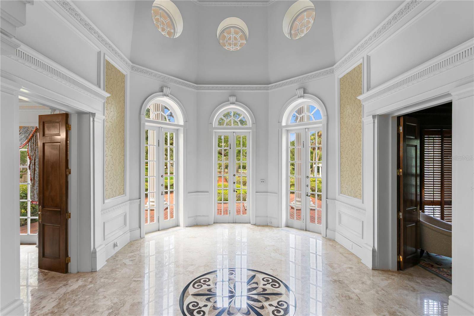 Tampa, FL 33609,5002 S SHORE CREST CIR