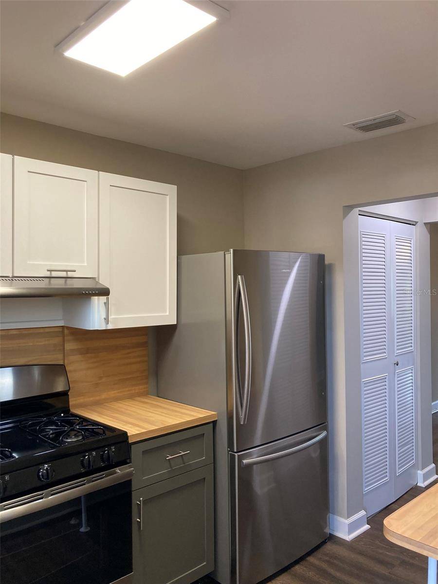 St Petersburg, FL 33709,5530 80TH ST N #A306