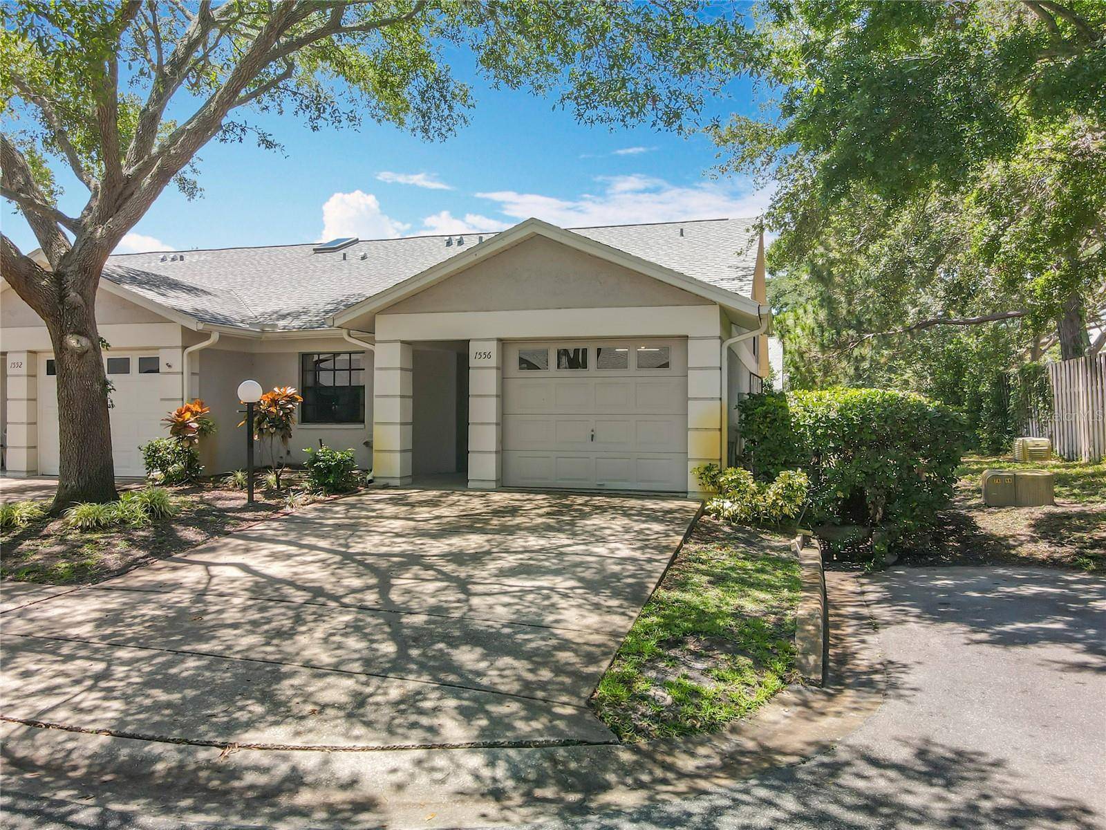 Dunedin, FL 34698,1556 LYNDA LN