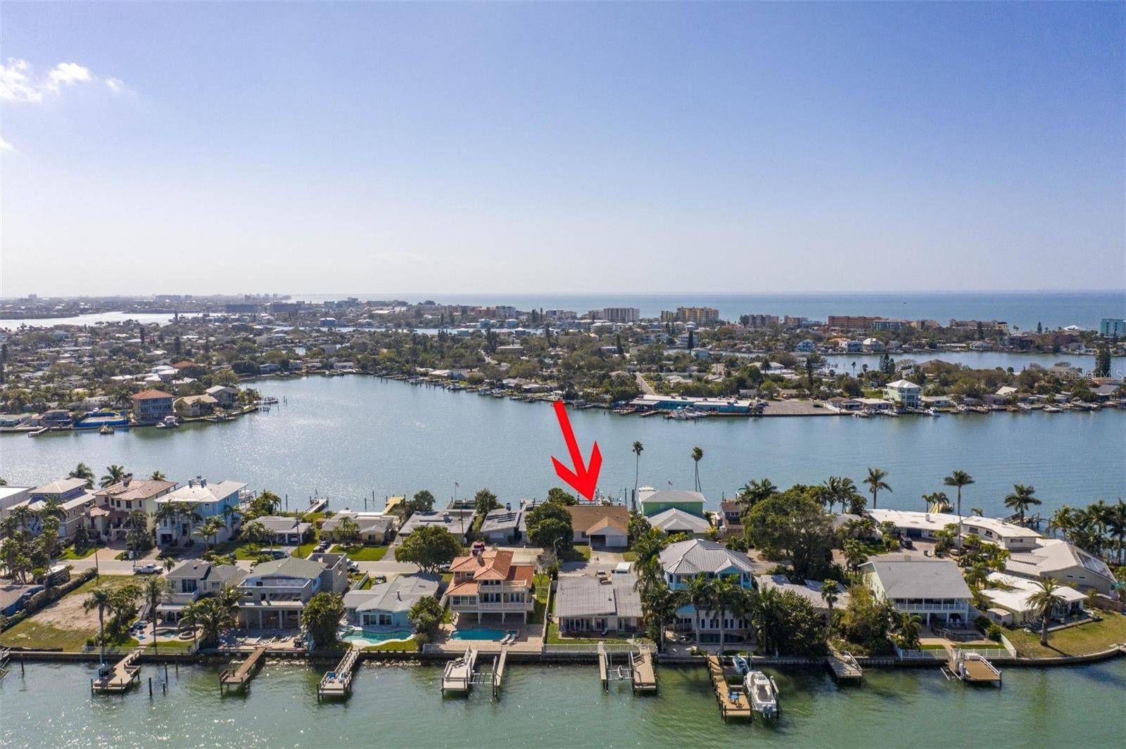 Madeira Beach, FL 33708,811 BAY POINT DR