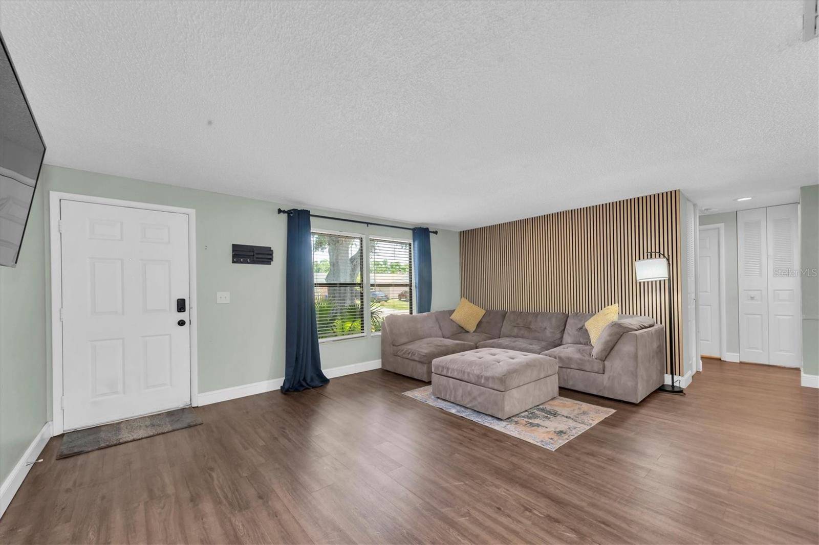 Oldsmar, FL 34677,502 TIMBER BAY CIR E