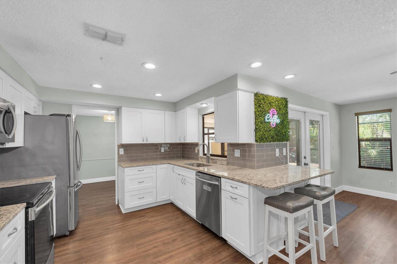 Oldsmar, FL 34677,502 TIMBER BAY CIR E