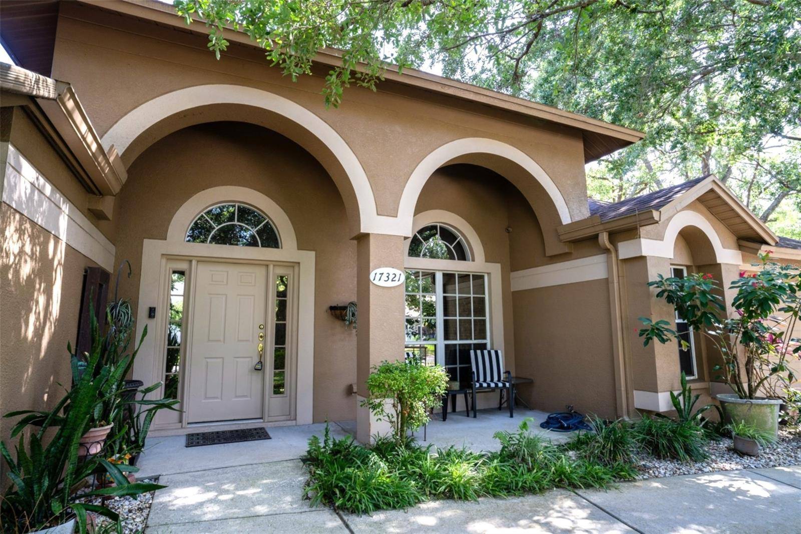 Lutz, FL 33549,17321 OAK LEDGE DR