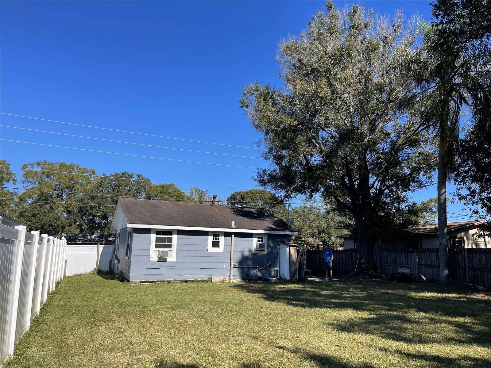 St Petersburg, FL 33702,2678 62ND AVE N