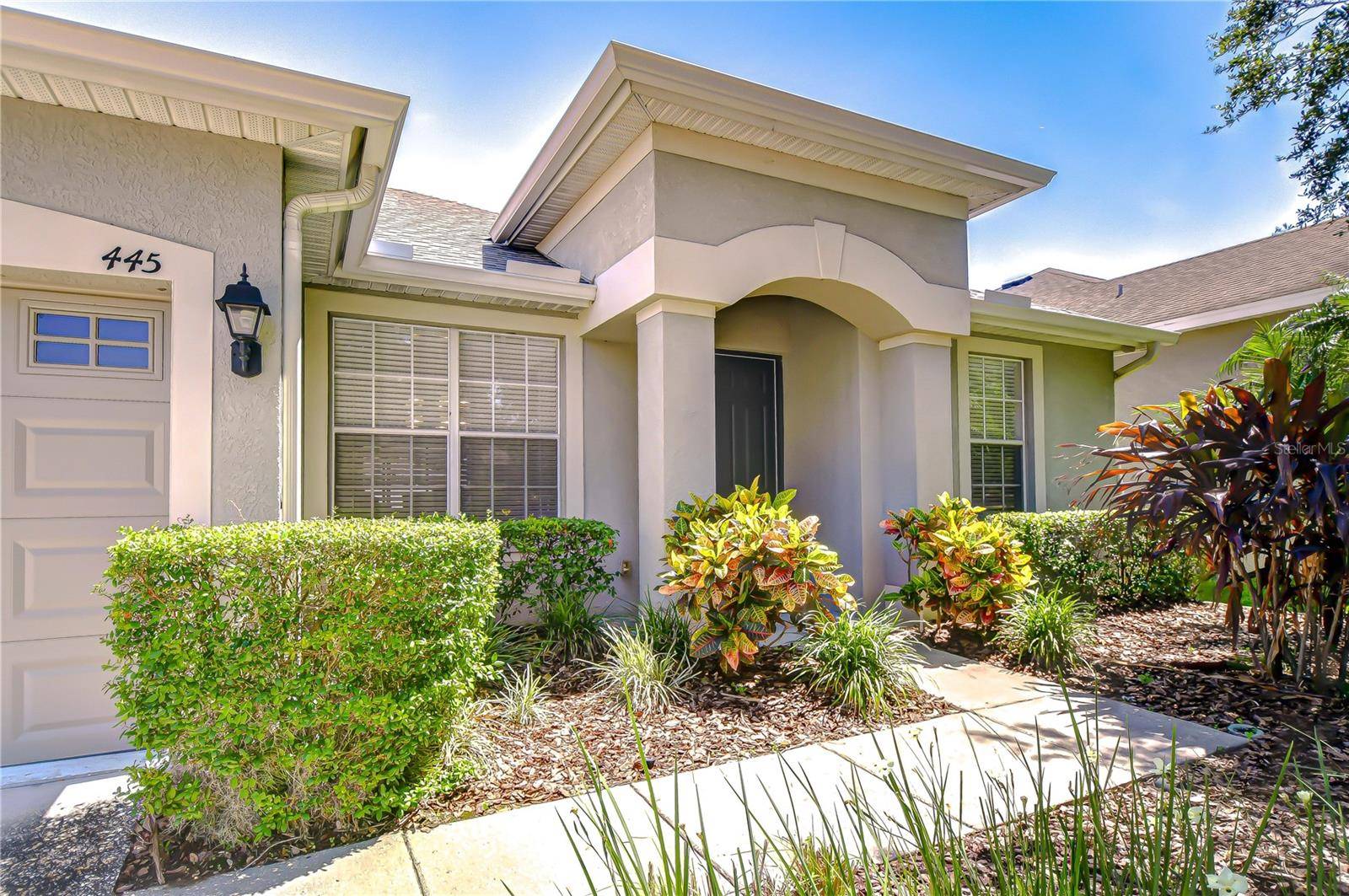 Seffner, FL 33584,445 ARCH RIDGE LOOP