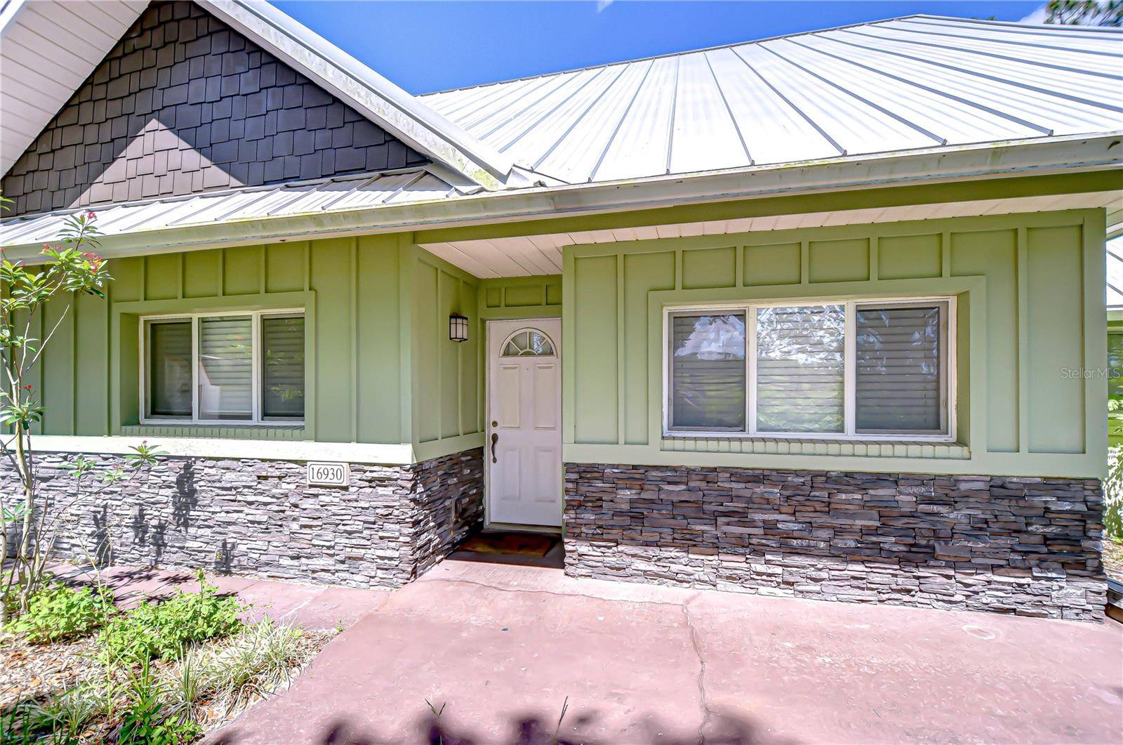 Dade City, FL 33523,16930 SWEETWATER RD