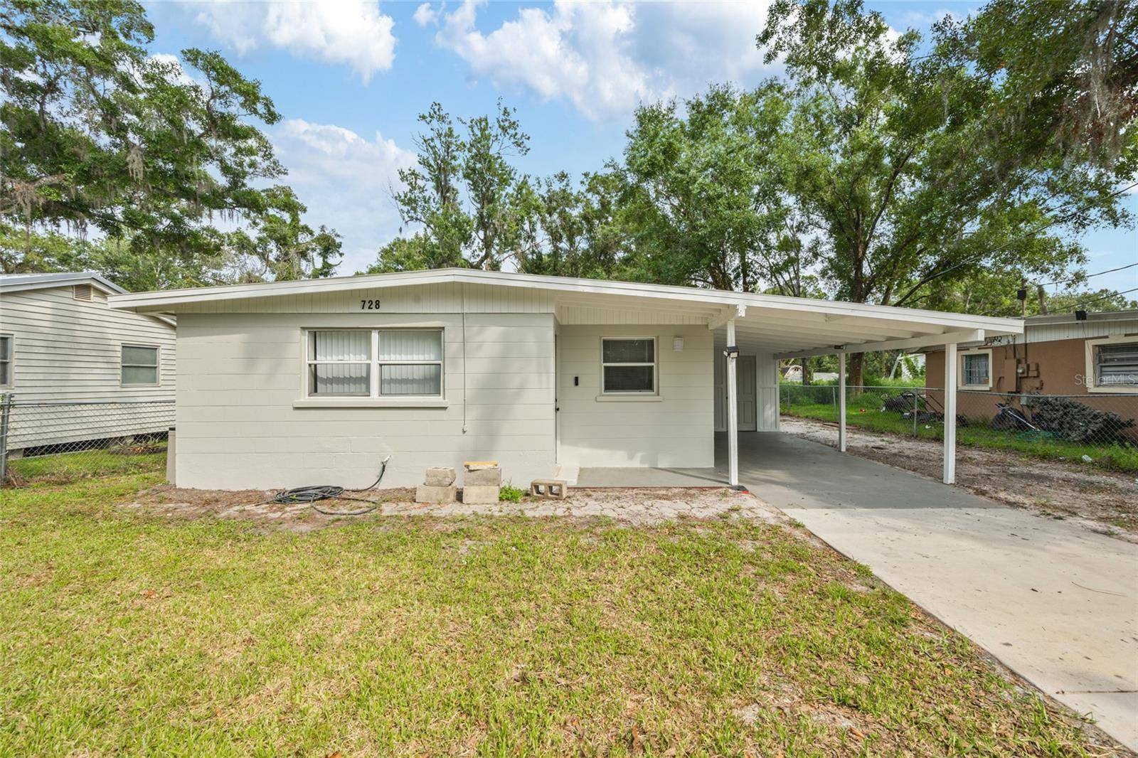Lakeland, FL 33815,728 TRENTON RD