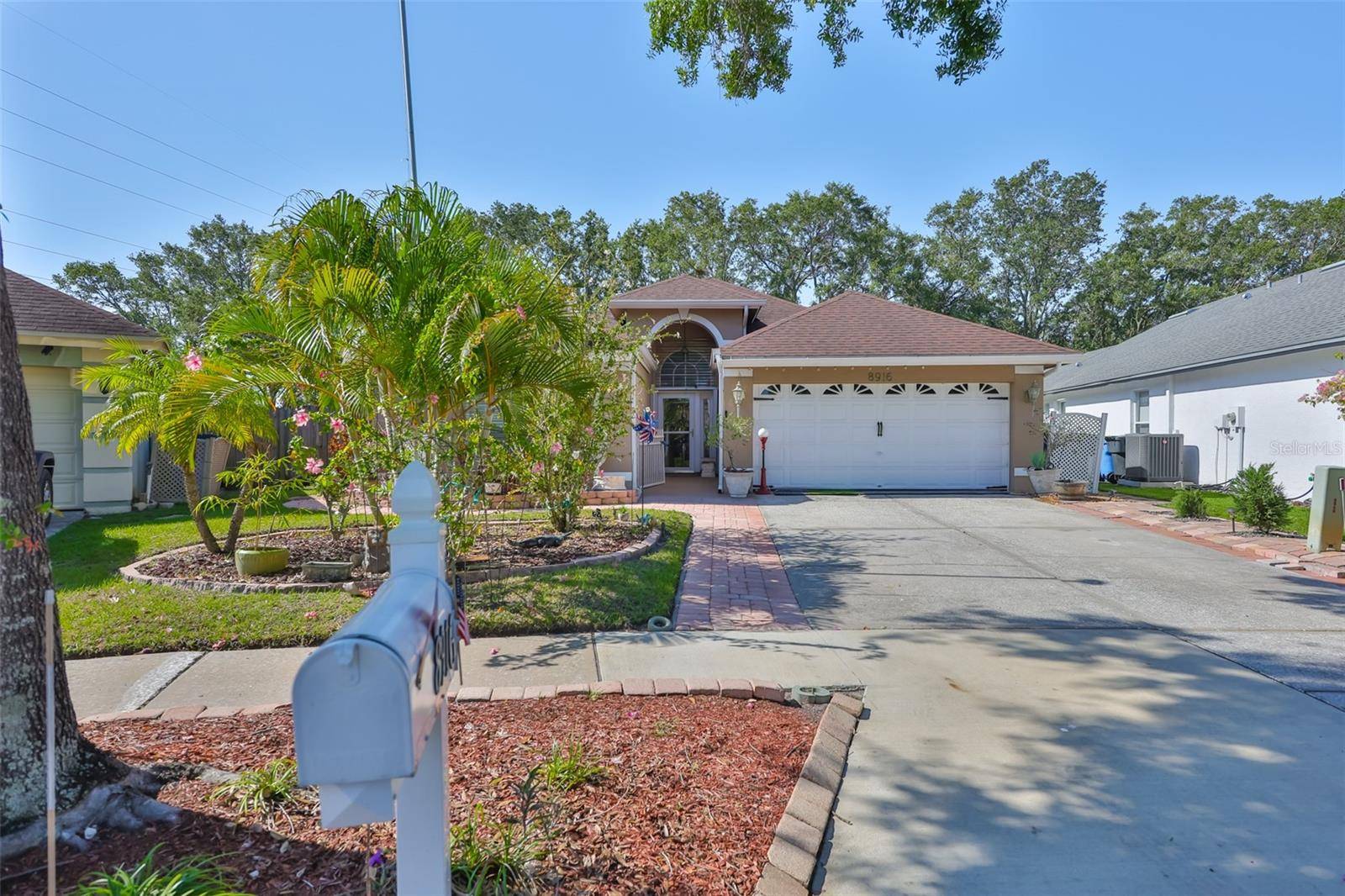 Tampa, FL 33615,8916 SOUTHBAY DR