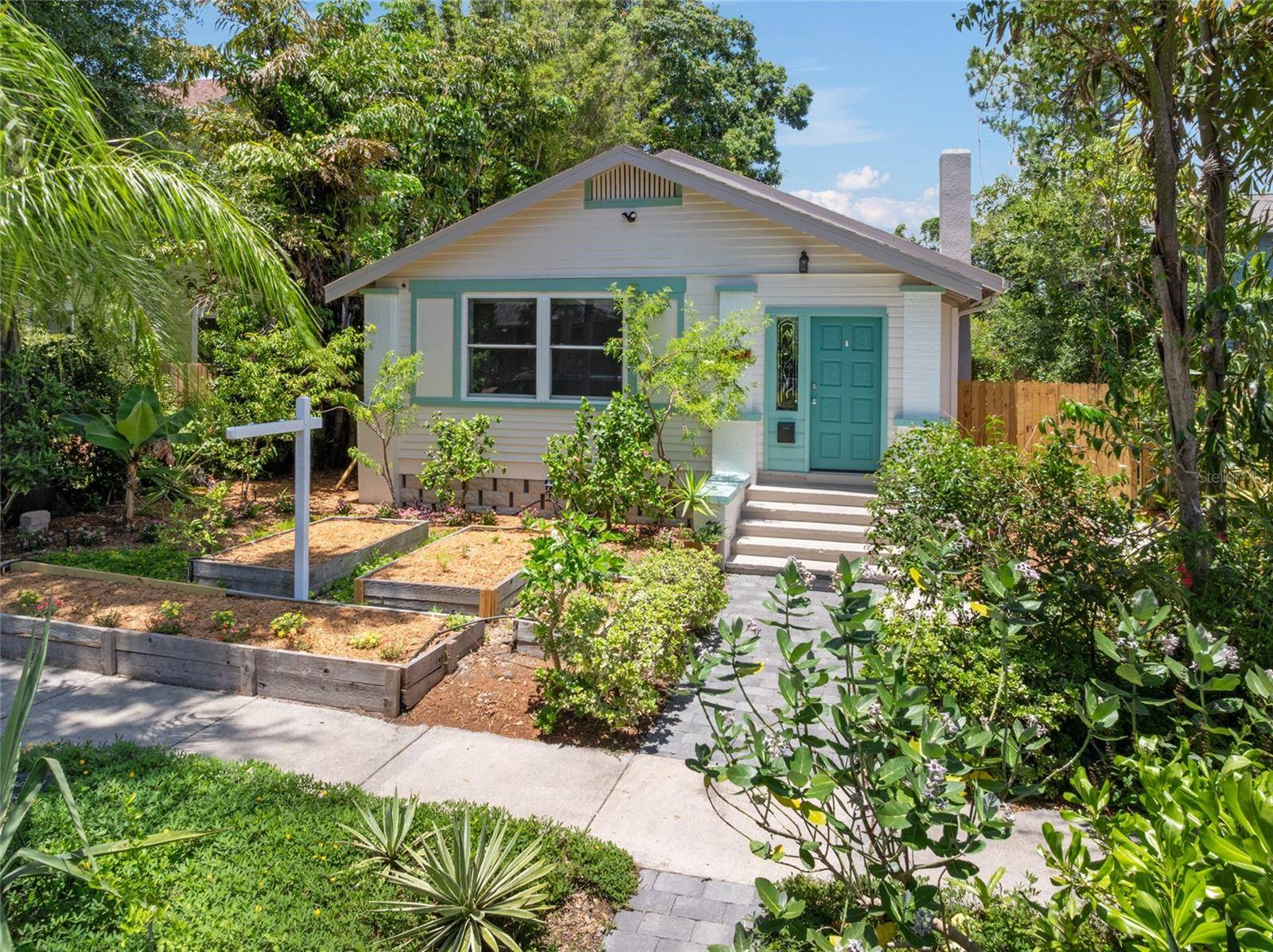 St Petersburg, FL 33713,2451 2ND AVE N
