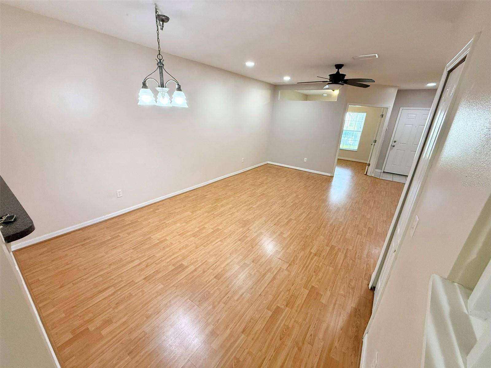 Lithia, FL 33547,15922 FISHHAWK CREEK LN