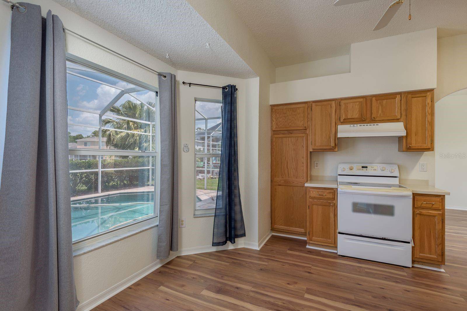Wesley Chapel, FL 33544,1246 OCEAN REEF RD