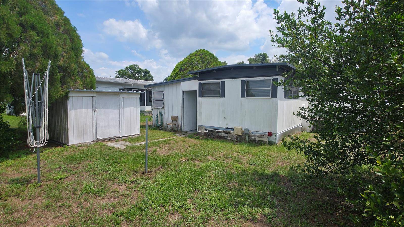 Zephyrhills, FL 33542,37229 LOIS AVE