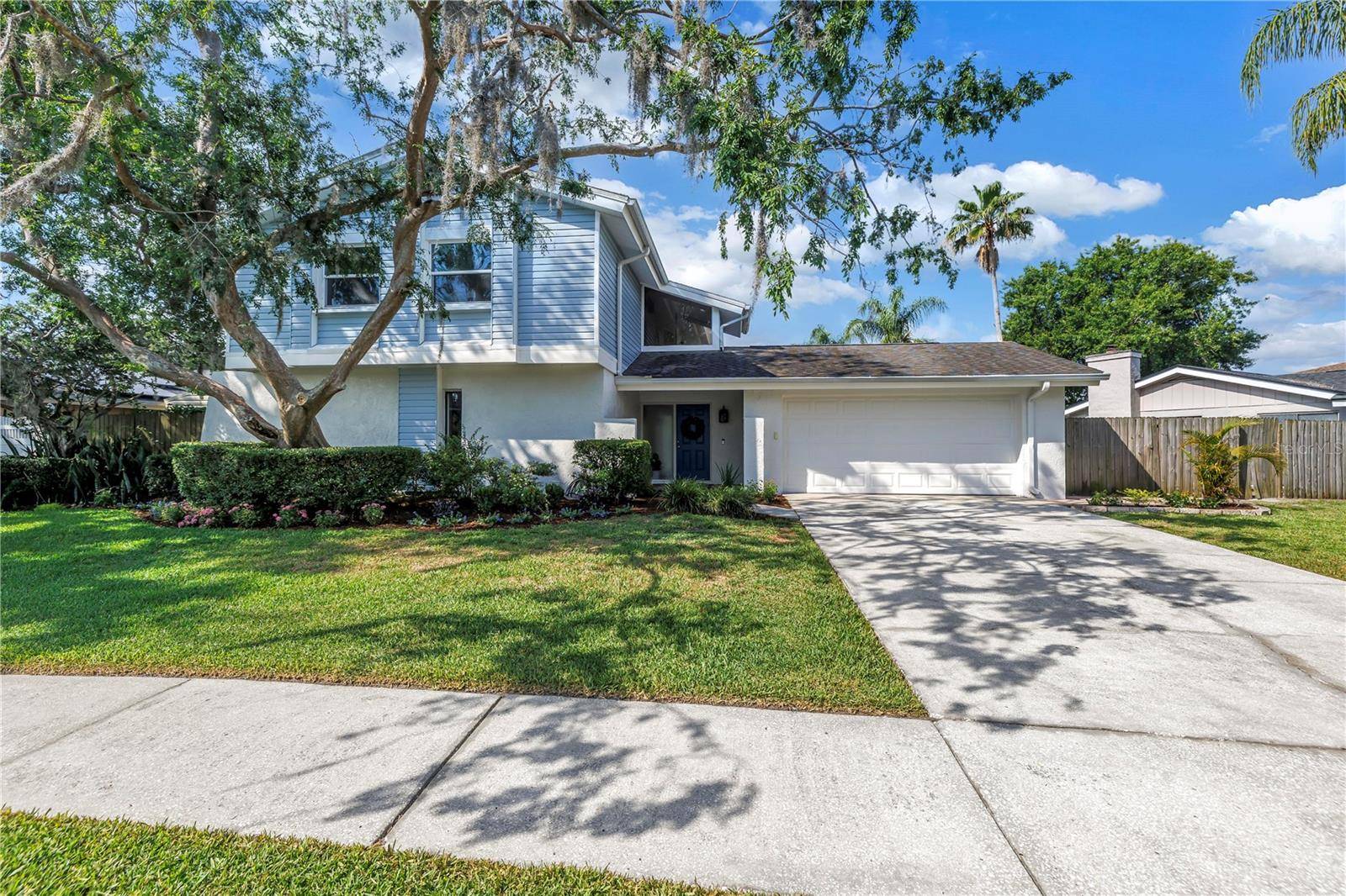 Tampa, FL 33624,15604 DEERGLEN DR