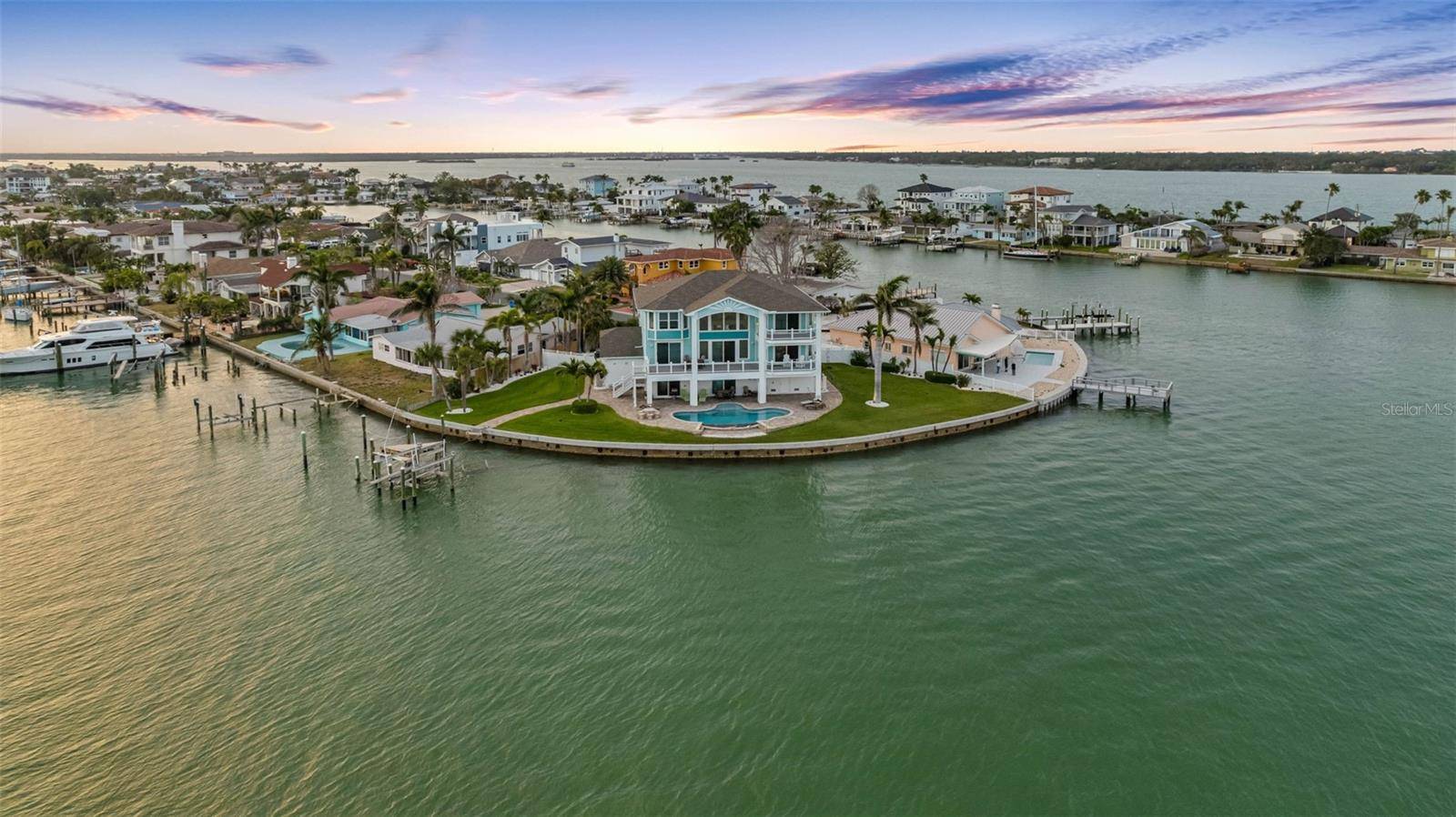 Treasure Island, FL 33706,11000 8TH ST E