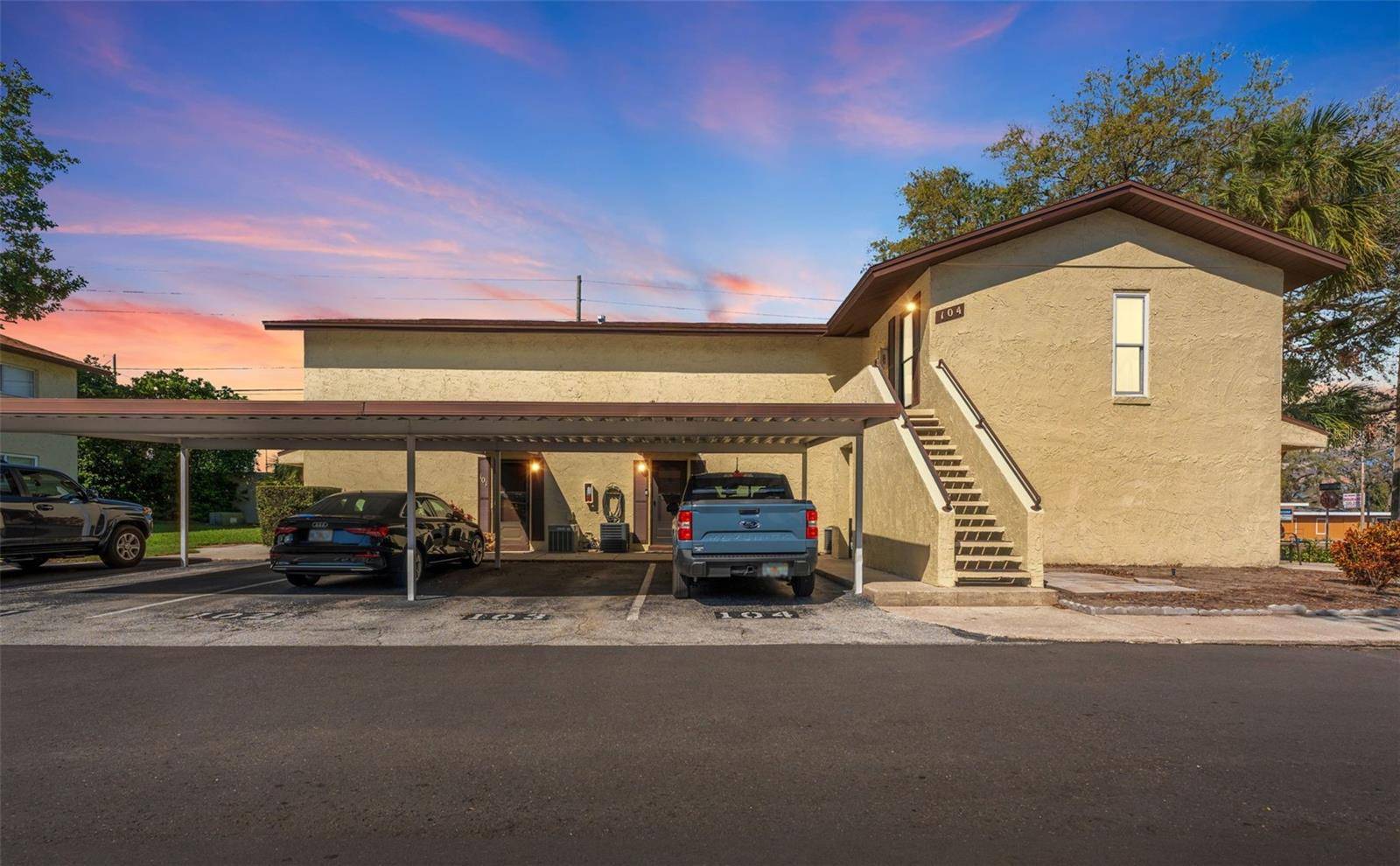Largo, FL 33770,501 E BAY DR #102