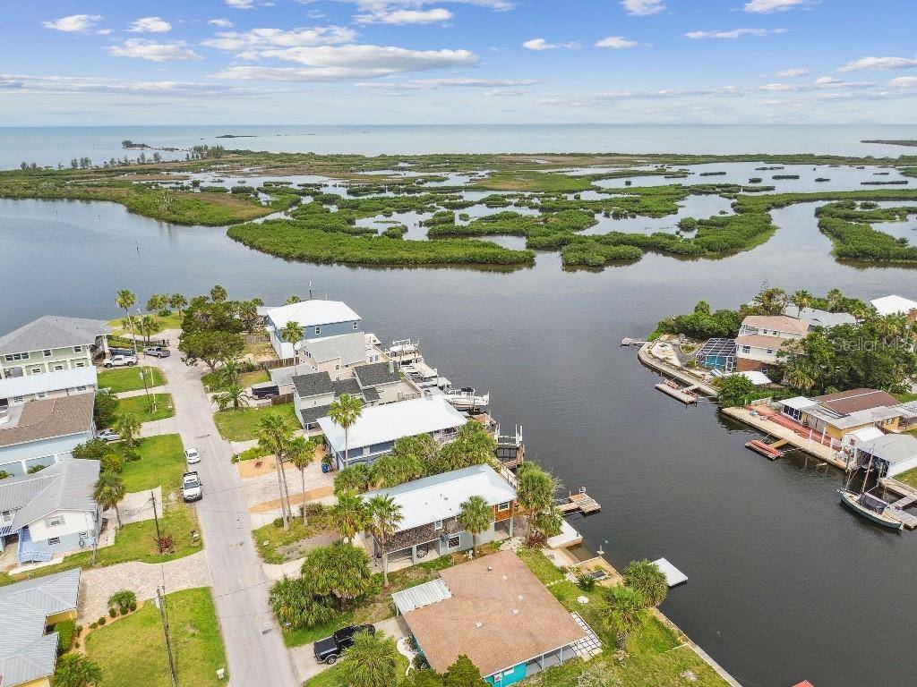 Hernando Beach, FL 34607,3285 MINNOW CREEK DR