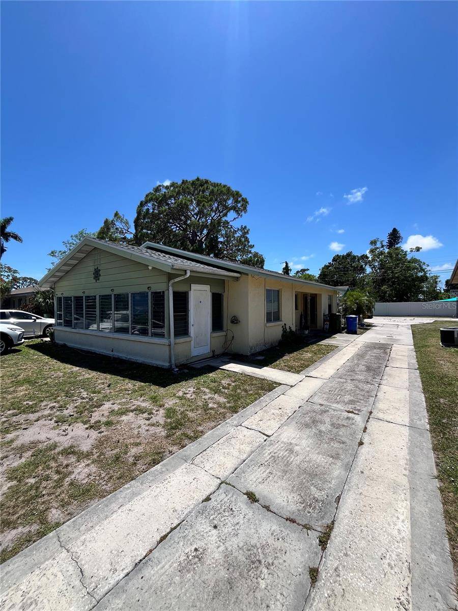 Bradenton, FL 34205,1708 28TH ST W
