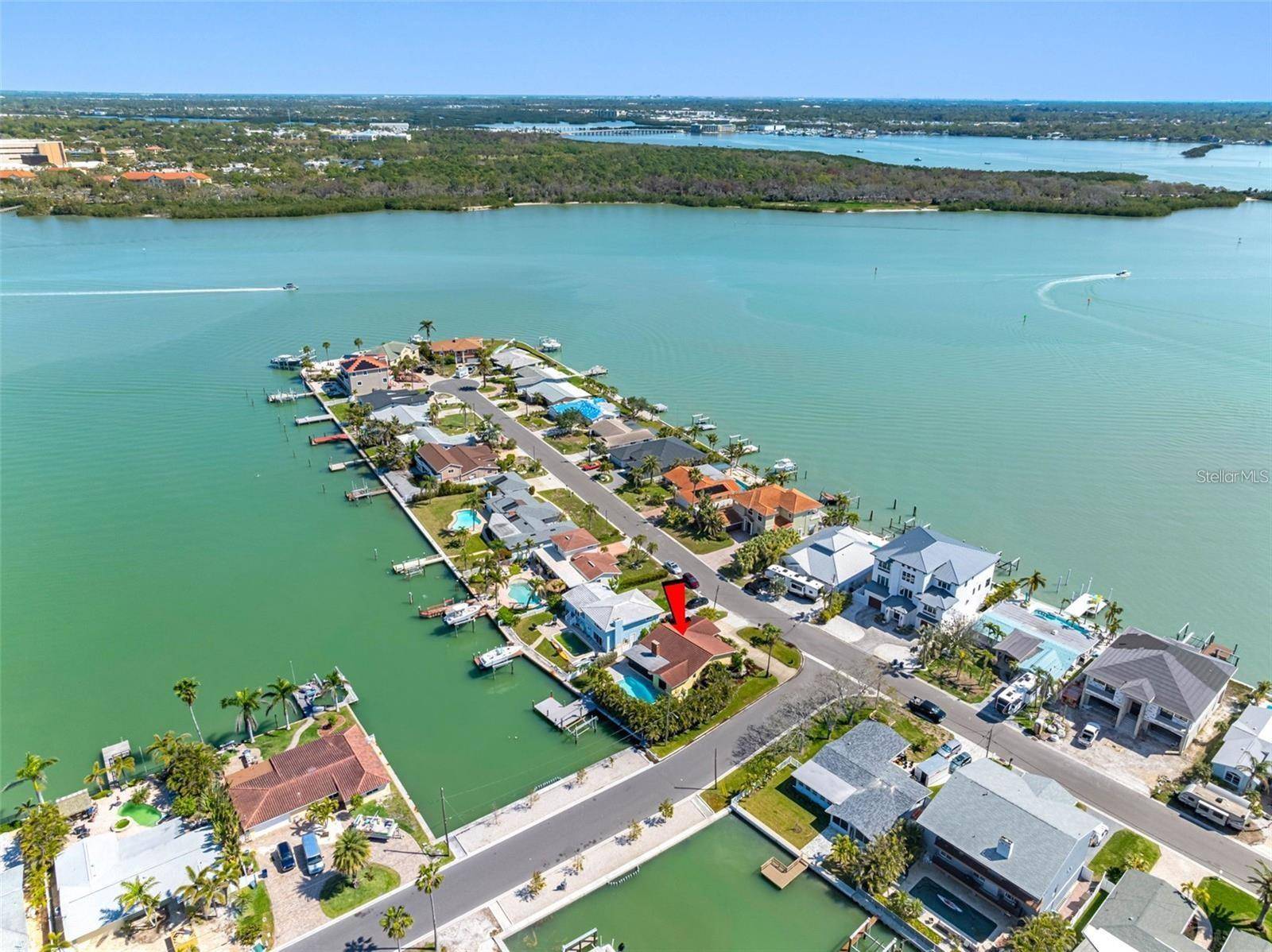 Madeira Beach, FL 33708,562 JOHNS PASS AVE