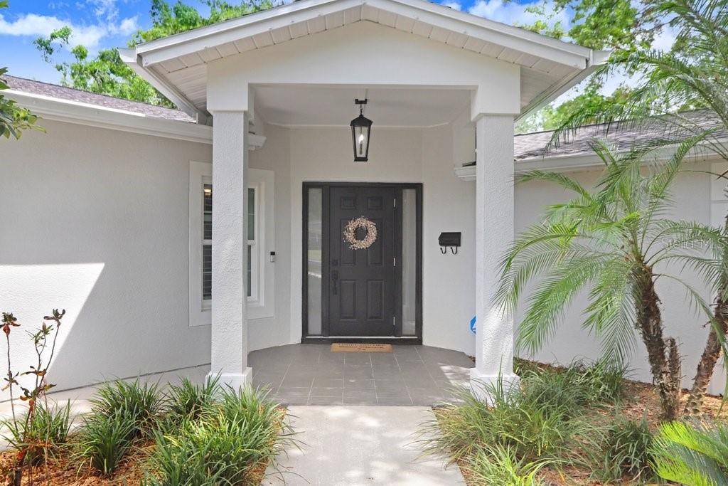 Tampa, FL 33618,10513 CARROLLVIEW DR