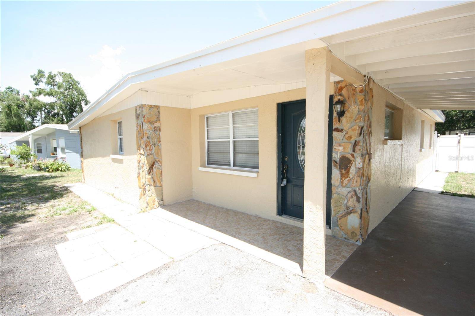 Tampa, FL 33634,5417 GOLDEN DR