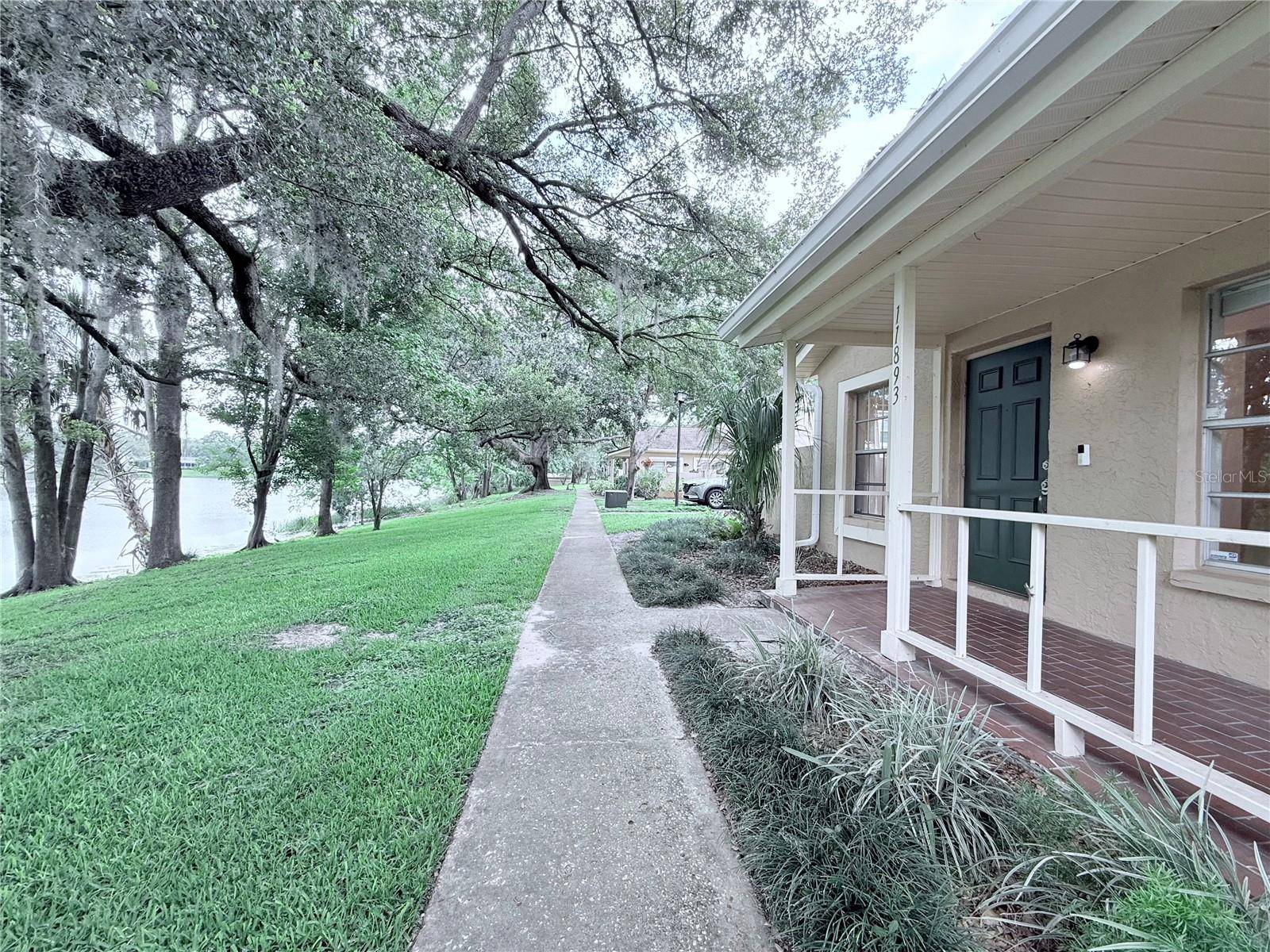 Temple Terrace, FL 33617,11893 RAINTREE DR