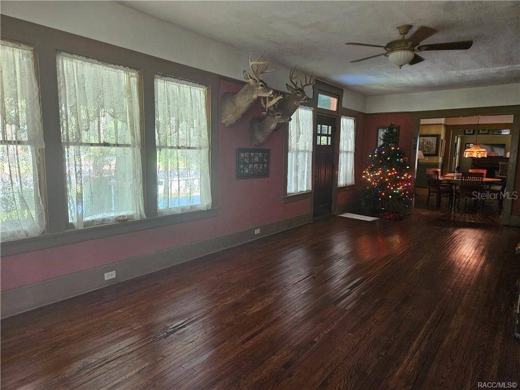 Crystal River, FL 34428,754 NE 2ND AVE