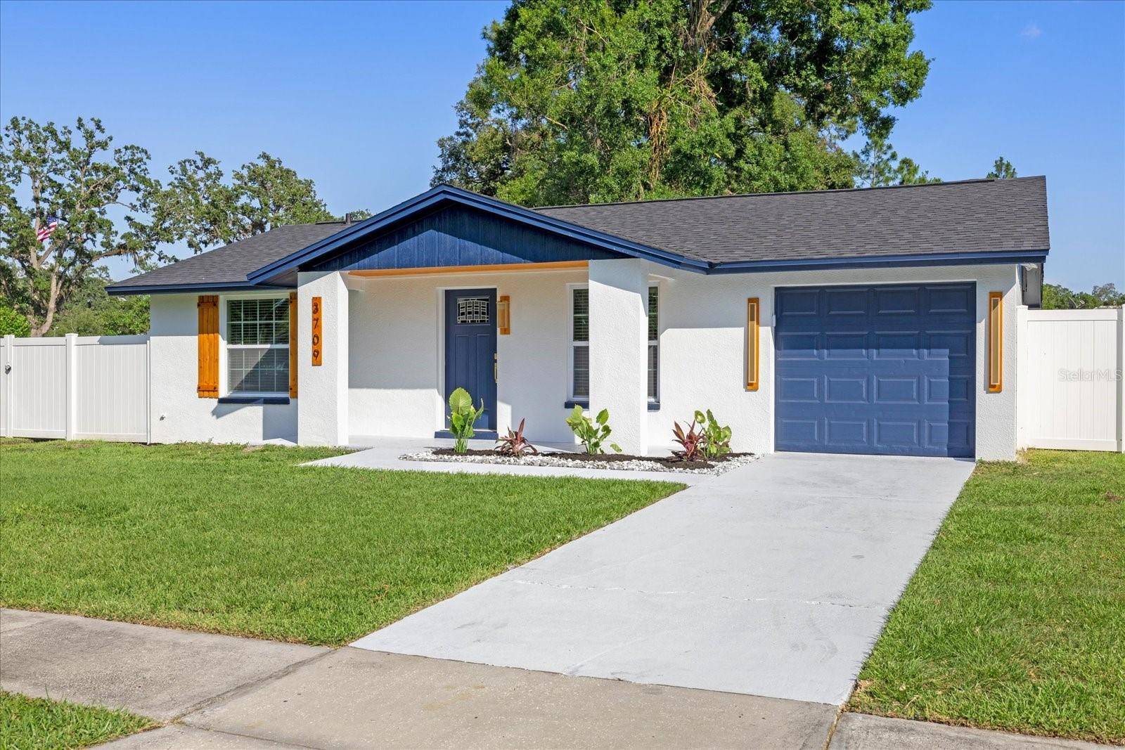 Tampa, FL 33619,3709 DANNY BRYAN BLVD