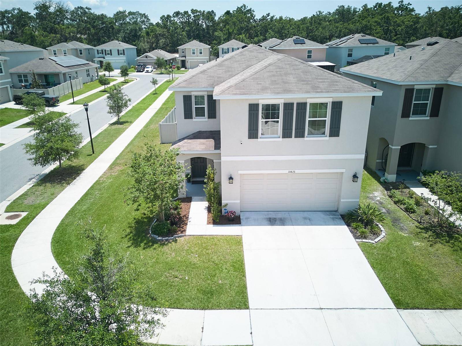 Tampa, FL 33610,10826 TRAILING VINE DR