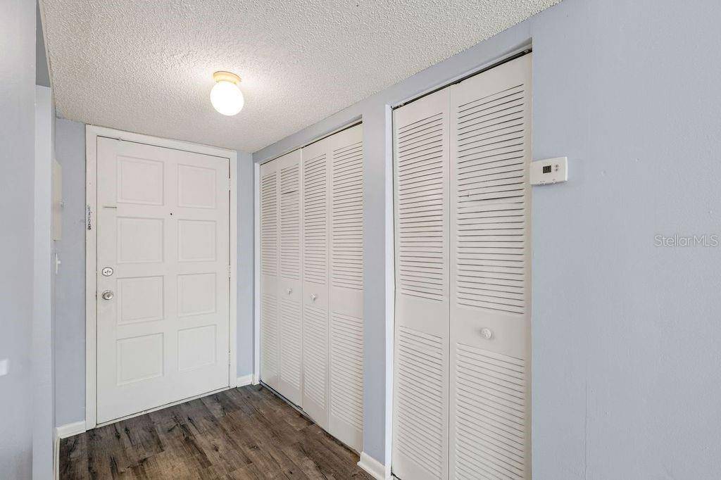 Tampa, FL 33615,6324 NEWTOWN CIR #24B1