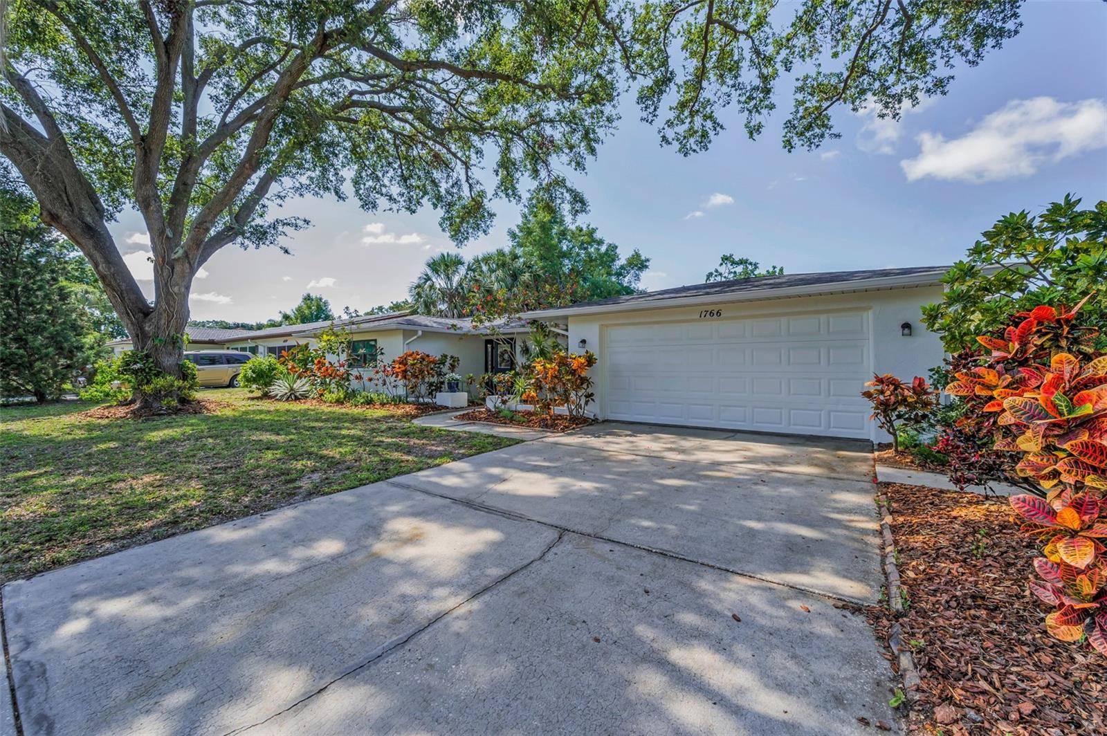 Dunedin, FL 34698,1766 HITCHING POST LN