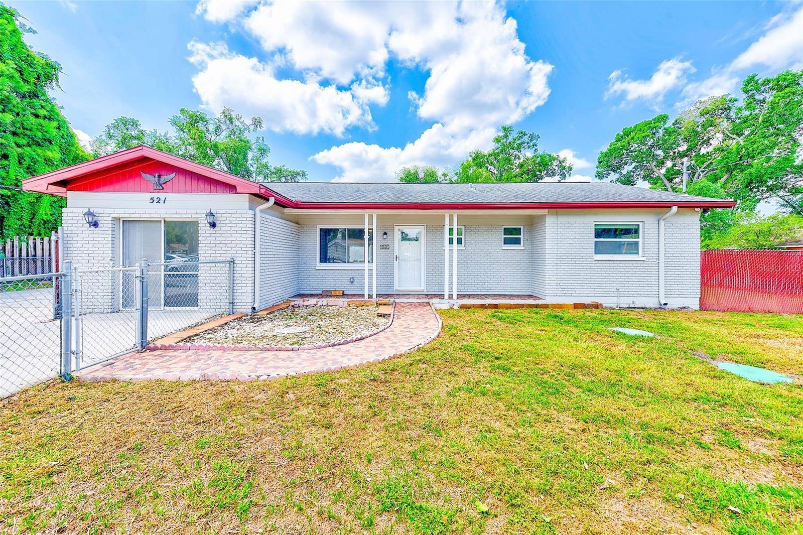 Brandon, FL 33511,521 E LUMSDEN RD