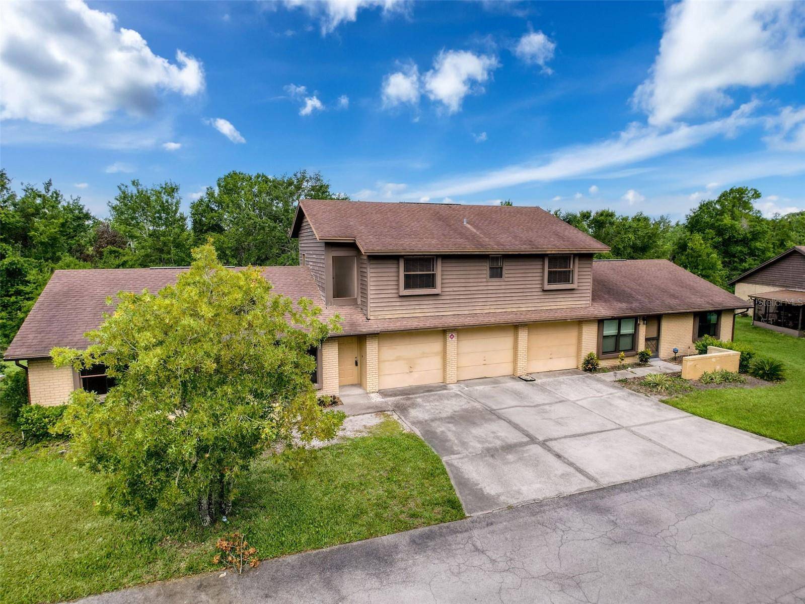Tarpon Springs, FL 34689,507 E CURLEW PL