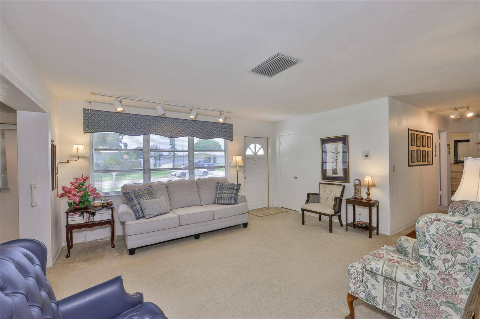 Apollo Beach, FL 33572,513 FAIRHOPE DR