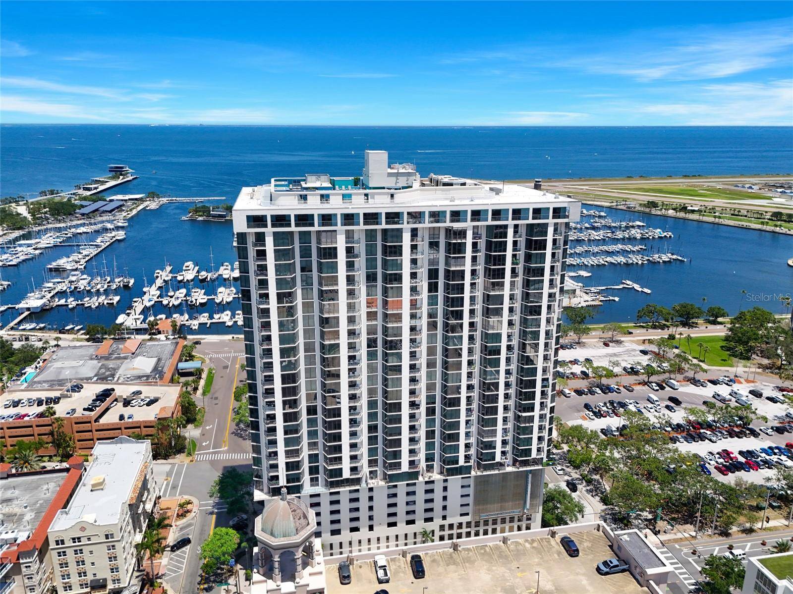St Petersburg, FL 33701,1 BEACH DR SE #1902