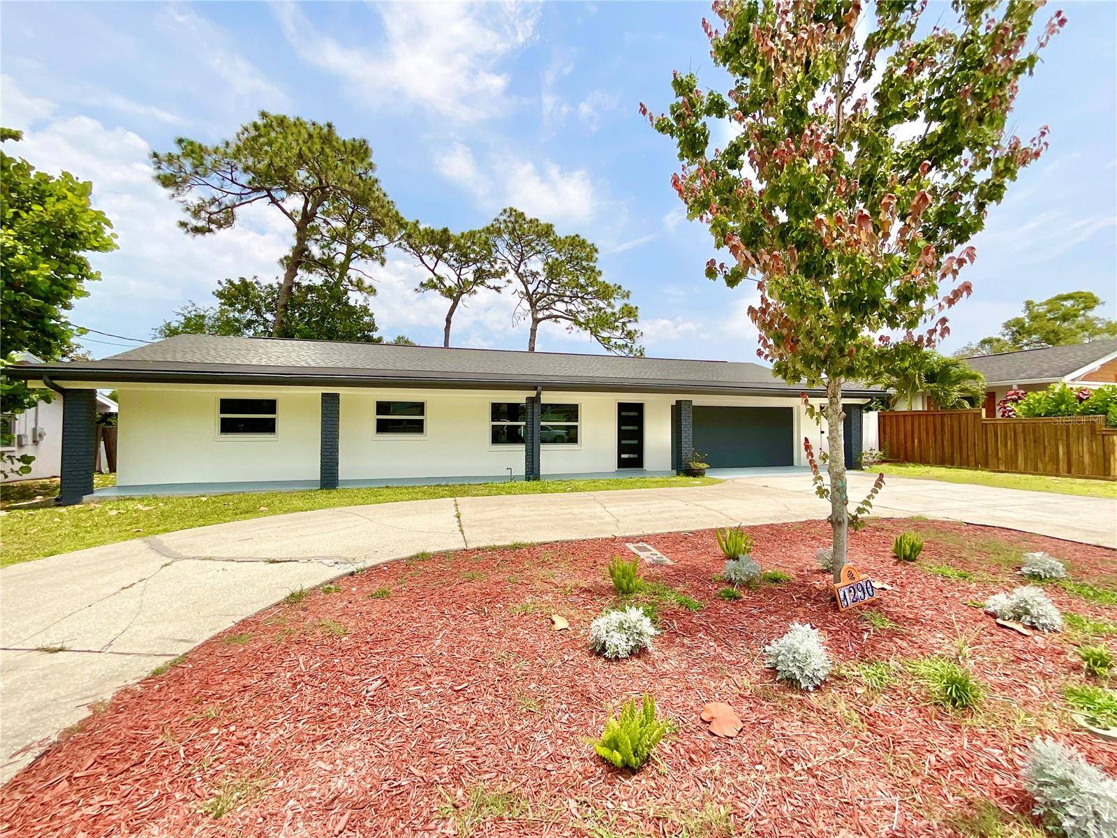 Dunedin, FL 34698,1290 MICHIGAN BLVD