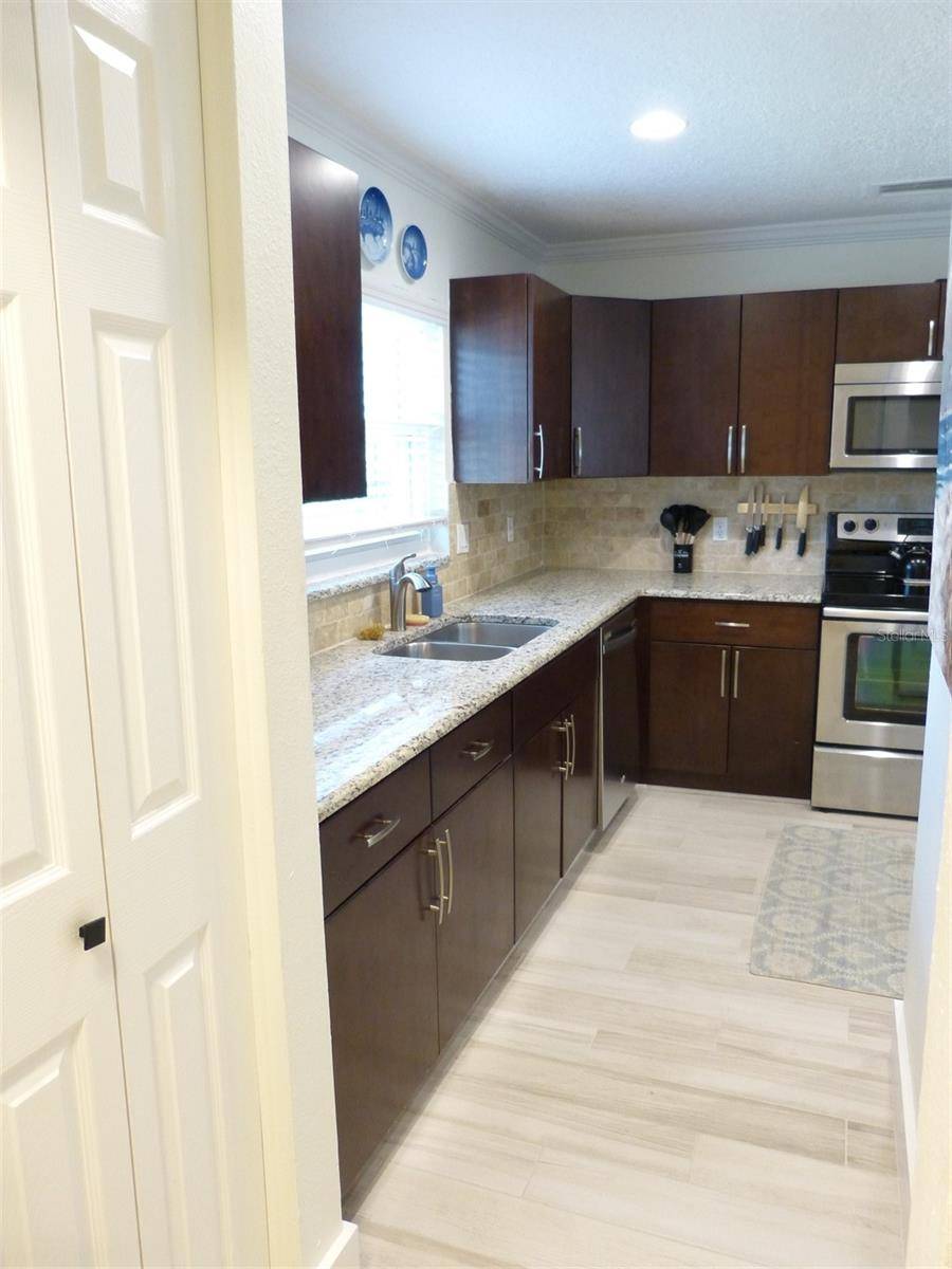 Dunedin, FL 34698,2700 BAYSHORE BLVD #586