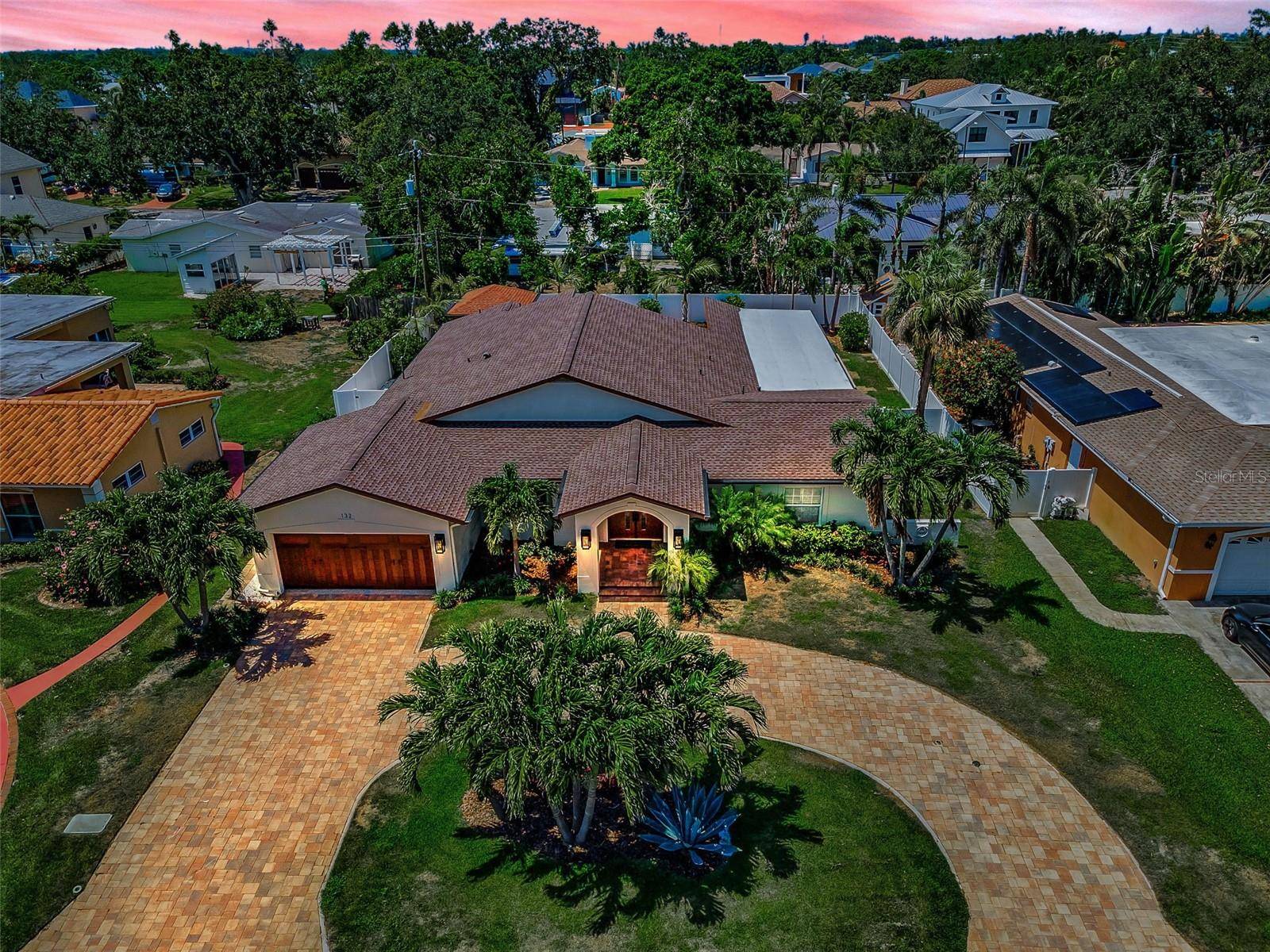 St Petersburg, FL 33704,132 GIRALDA BLVD NE